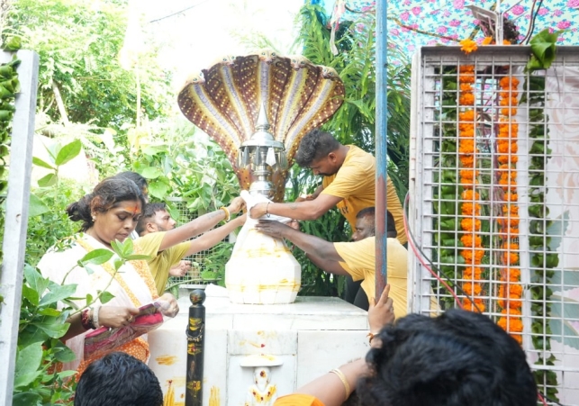 Decoration and worship of Nagar Kheda