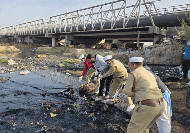 Under the third phase of 'Project Amrit' of Nirankari Mission, two branches of Chandigarh Zone