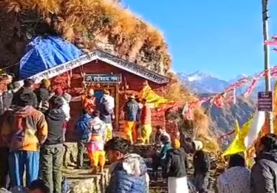  The doors of Rudranath Dham are closed