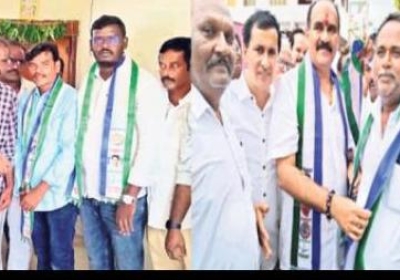 Joins YSR Congress