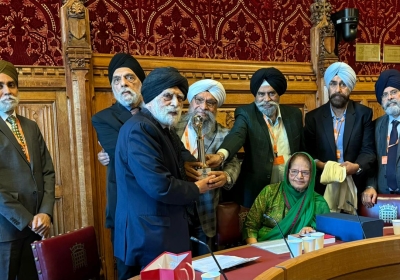 Lord Inderjit Singh honoured with Lifetime Achievement Award