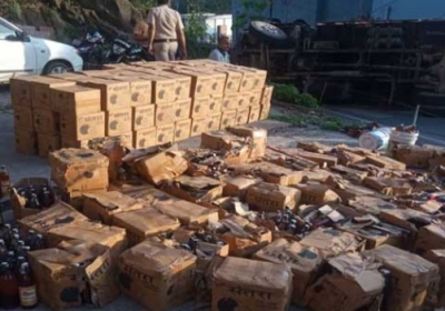 ​​Liquor laden truck overturned in Nahan: Shimla NH remained closed for several hours, driver absconding