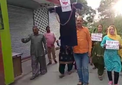 Farmers roared in Jogindernagar for wrestlers; Slogans raised against the center, effigy of MP burnt