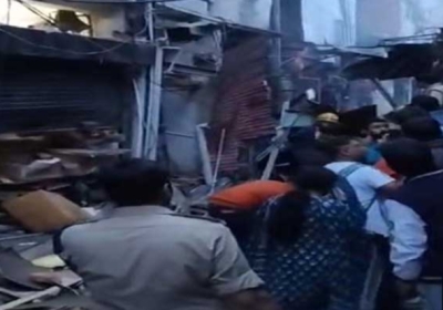 Commercial Cylinder Blast in a Restaurant located in Middle Bazar, Shimla, 1 Killed and 7 Injured; many Shops Damaged.