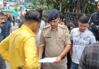 Angry candidates staged an indefinite strike outside the Deputy Commissioner's office due to non-declaration of post code 962 recruitment results.