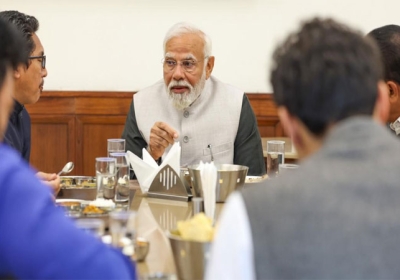 PM Modi Lunch With MPs Tells Pakistan Journey Story In Parliament Canteen