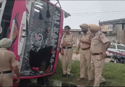 Punjab Ludhiana Bus Overturned Passengers Death Injured News Update