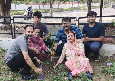 Naresh Arora planted a Tree