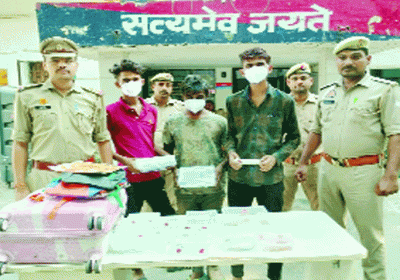 3 arrested for breaking the locks of houses and stealing gold and silver items recovered