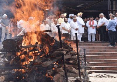 Pro. Last farewell to BC Verma with tearful eyes